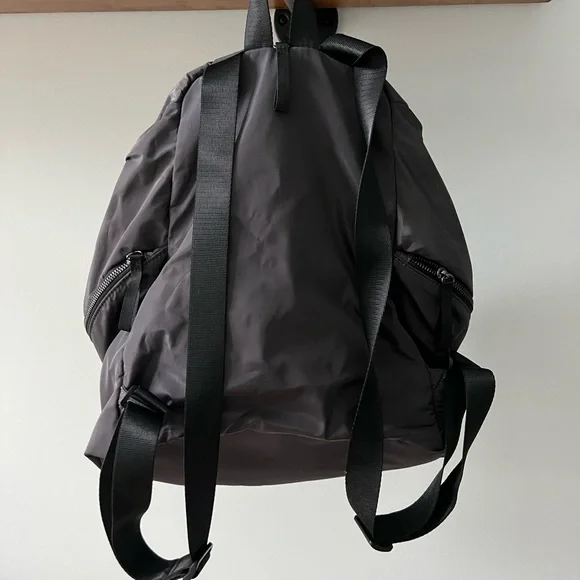 Never used Fabletics backpack - Picture 2 of 2